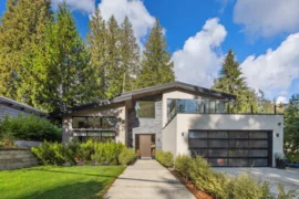 686 E Osborne Road, North Vancouver, BC