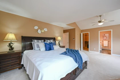 Guest Bathroom Photo of 3458 Rosemary Heights Crescent, Surrey, BC