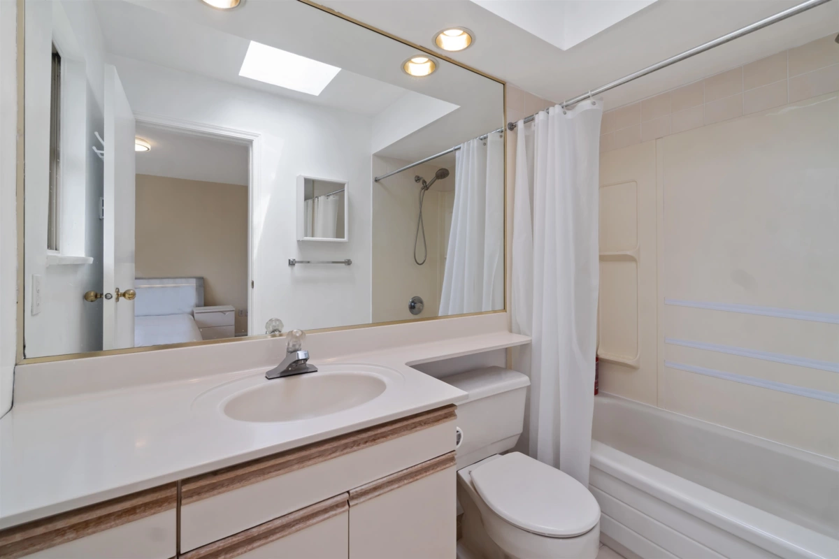 Garden / Landscaping Photo of 8489 French Street, Vancouver, BC