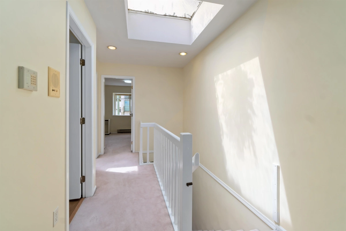 Hallway Photo of 8489 French Street, Vancouver, BC