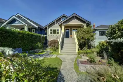 2249 Napier Street, Vancouver, BC, Vancouver — Single Family Residence for sale