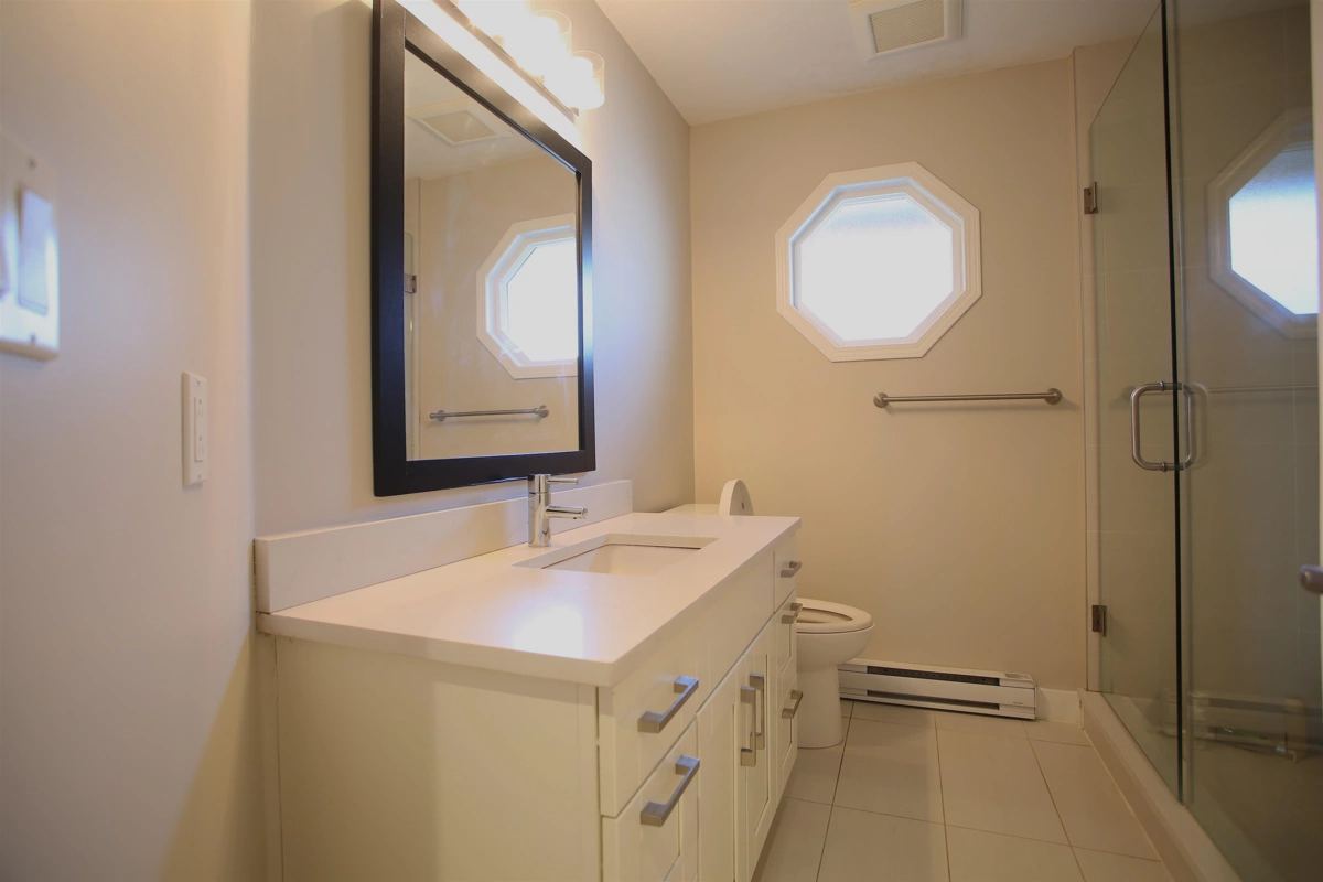 Bedroom 4 Photo of 13572 14a Avenue, Surrey, BC