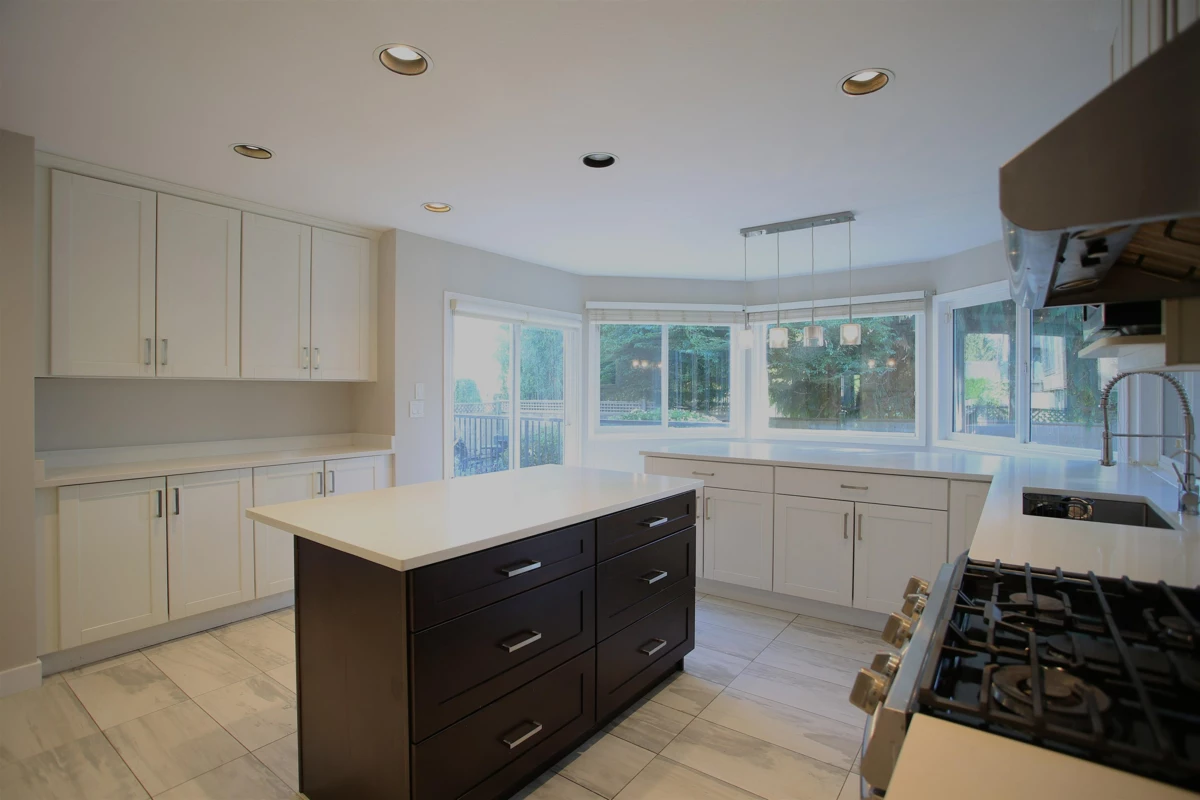 Family Room Photo of 13572 14a Avenue, Surrey, BC