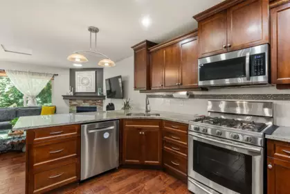 Breakfast Nook Photo of 15 11355 Cottonwood Drive, Maple Ridge, BC