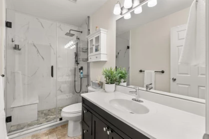 Guest Bathroom Photo of 15 11355 Cottonwood Drive, Maple Ridge, BC