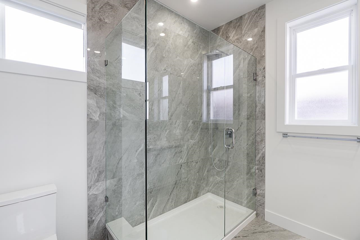 Basement Recreation Room Photo of 6258 147b Street, Surrey, BC