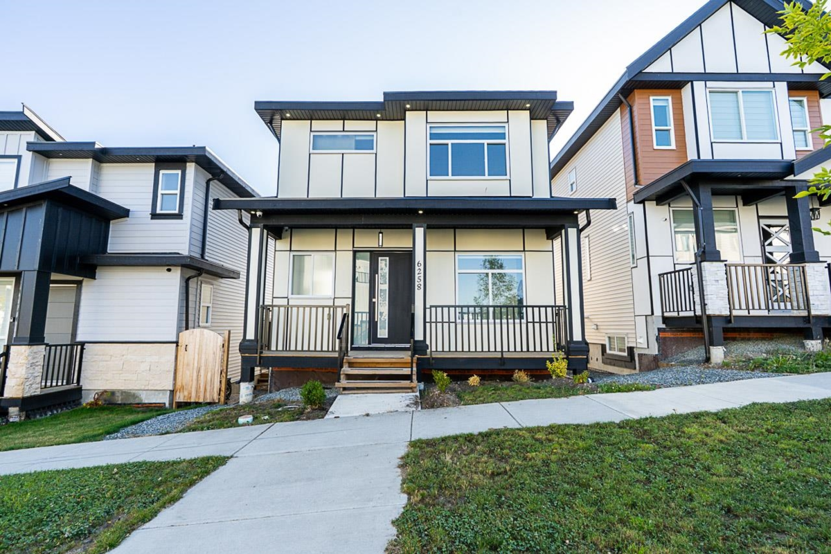 Exterior Front Photo of 6258 147b Street, Surrey, BC