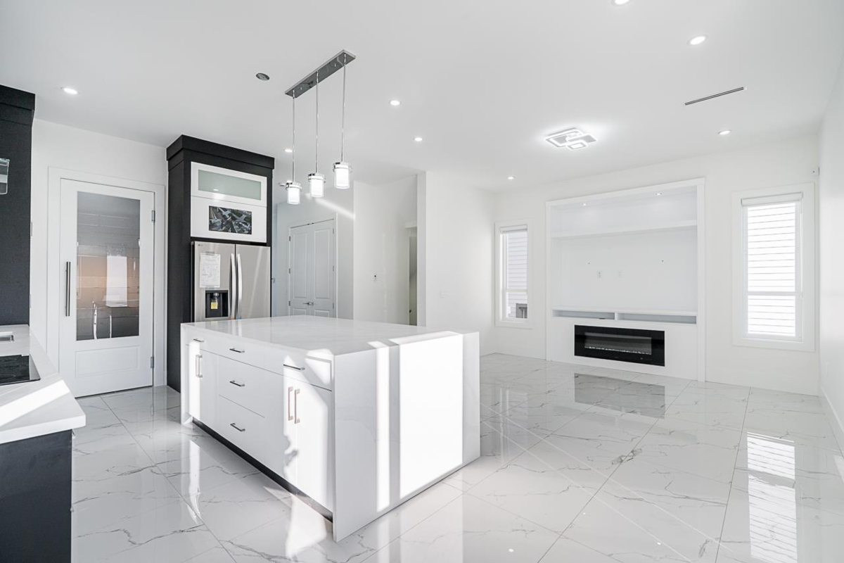 Family Room Photo of 6258 147b Street, Surrey, BC