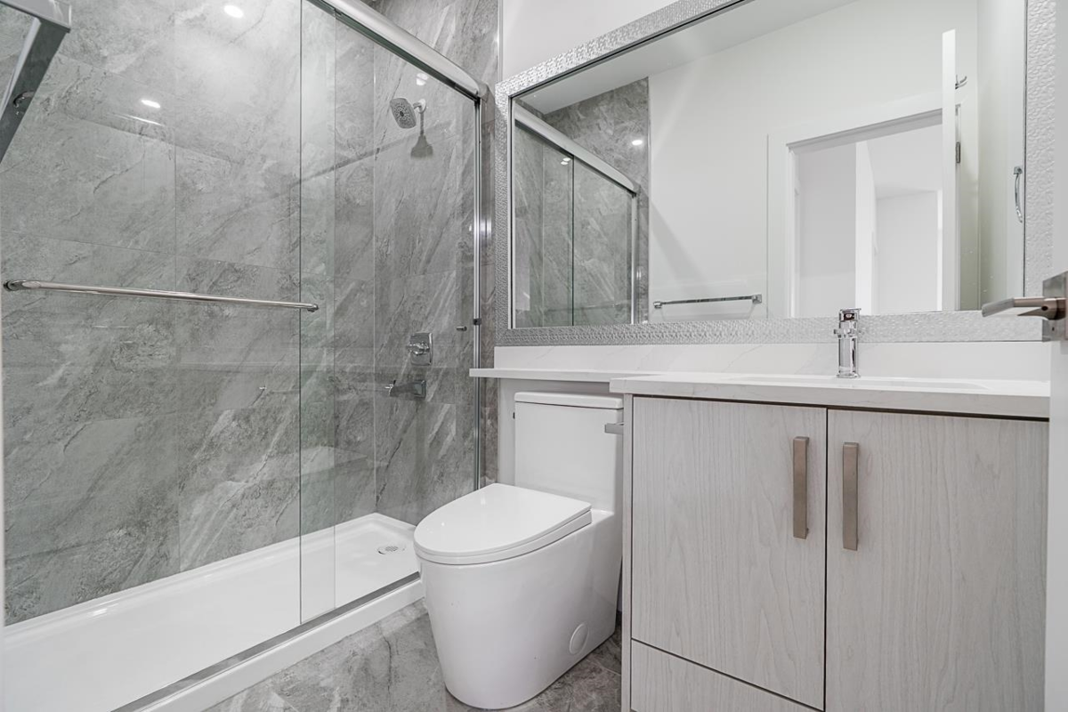 Garden / Landscaping Photo of 6258 147b Street, Surrey, BC