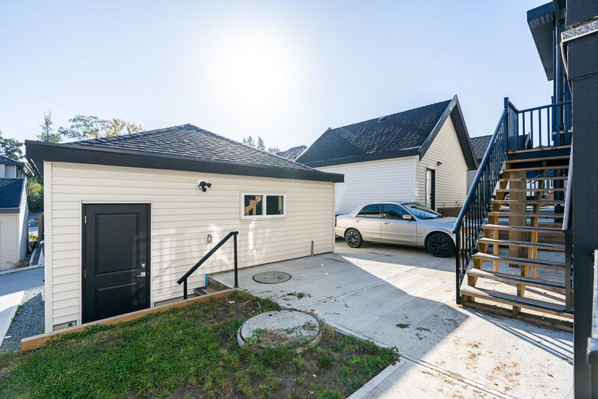 Hot Tub / Spa Photo of 6258 147b Street, Surrey, BC