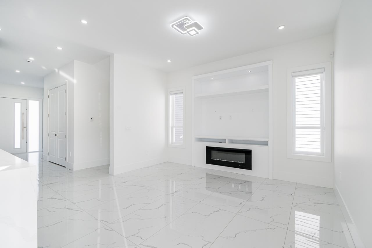 Primary Bathroom Photo of 6258 147b Street, Surrey, BC