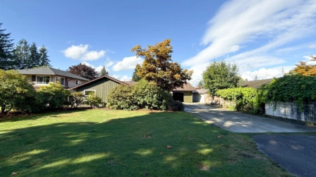 11879 220 Street, Maple Ridge, BC, Maple Ridge — Single Family Residence for sale