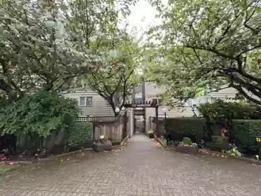 208 737 Hamilton Street, New Westminster, BC, New Westminster — Apartment/Condo for sale