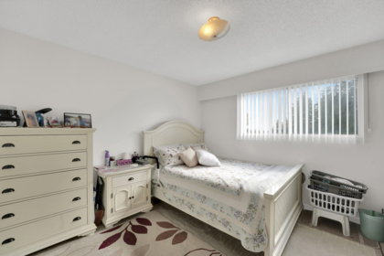 Basement Recreation Room Photo of 1457 SE Marine Drive, Vancouver, BC