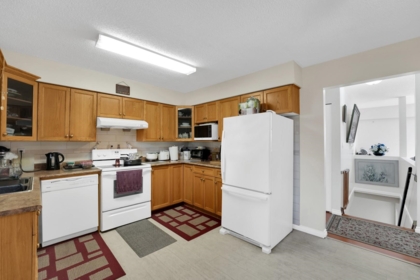 Loft / Bonus Room Photo of 1457 SE Marine Drive, Vancouver, BC