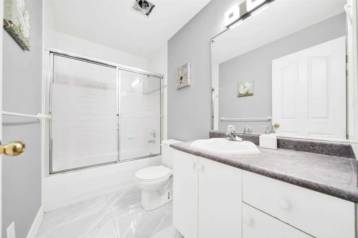 Guest Bathroom Photo of 12462 93a Avenue, Surrey, BC