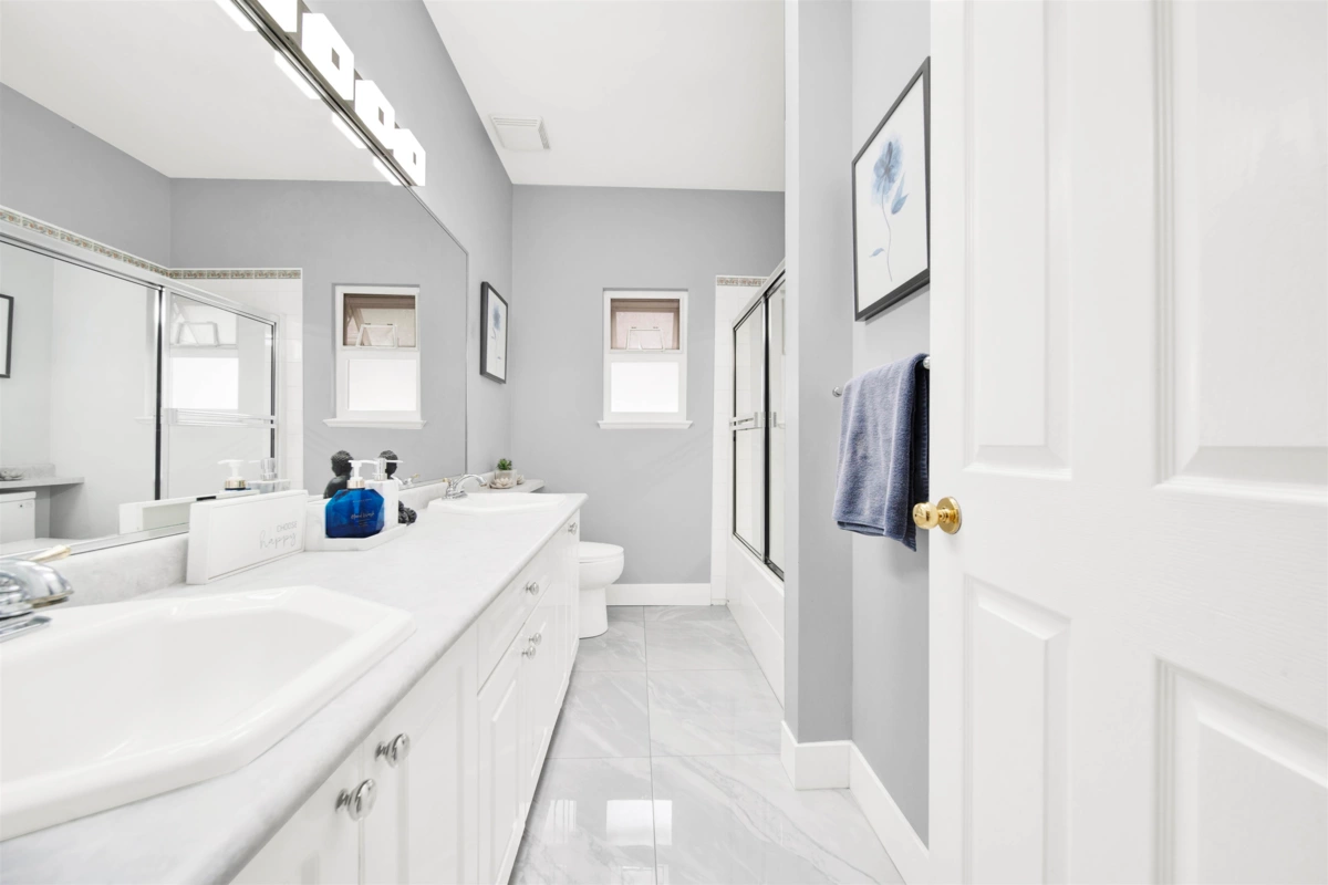 Loft / Bonus Room Photo of 12462 93a Avenue, Surrey, BC