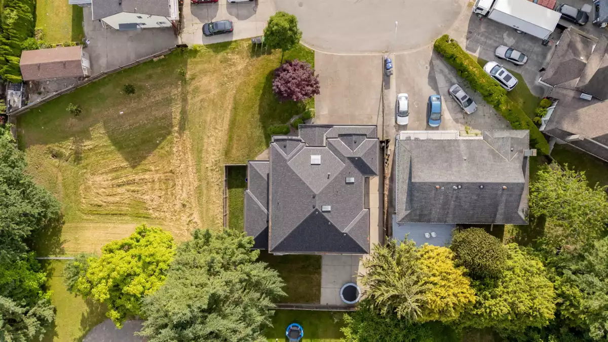Outdoor Kitchen Photo of 12462 93a Avenue, Surrey, BC