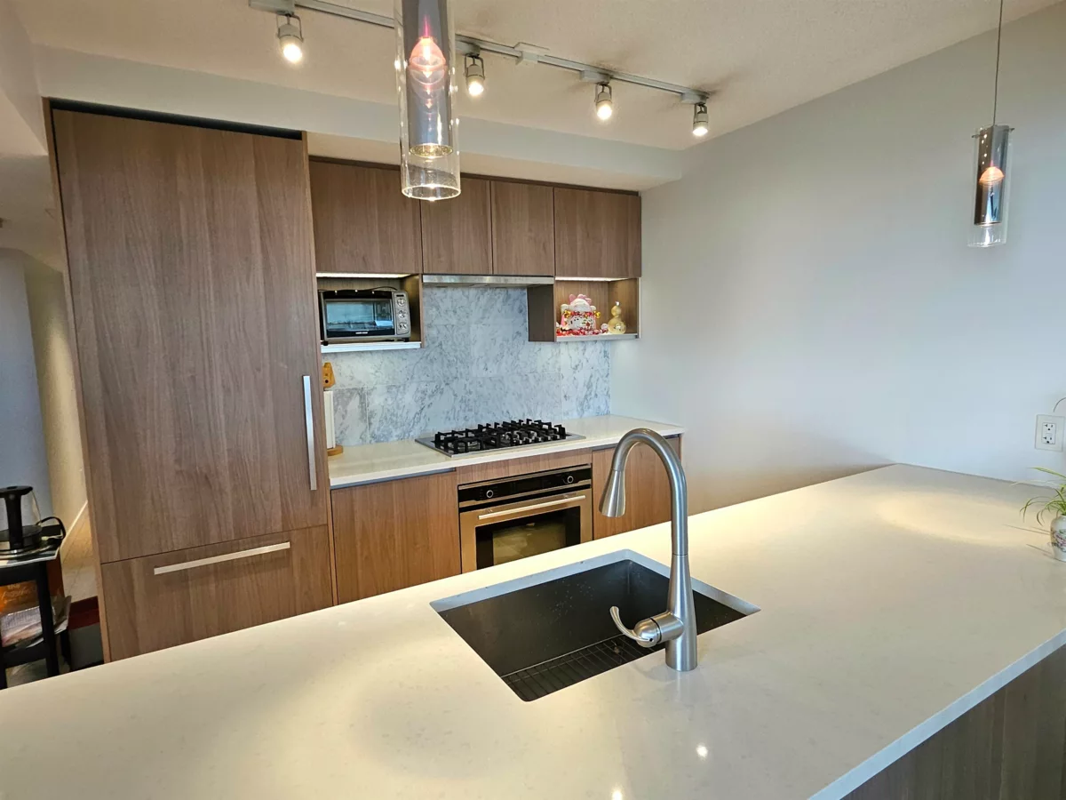 Kitchen Island Photo of 1705 3233 Ketcheson Road, Richmond, BC