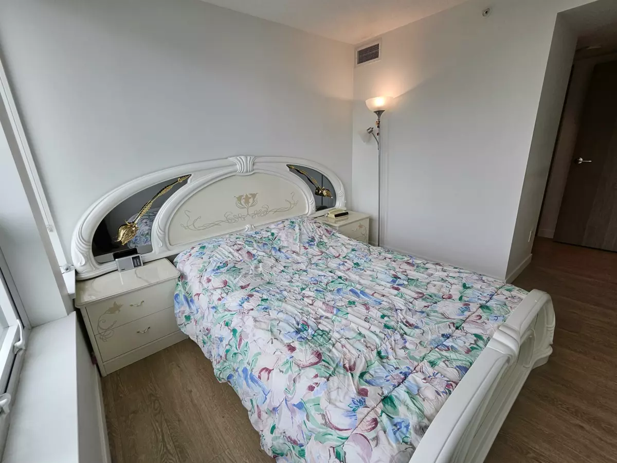 Primary Bathroom Photo of 1705 3233 Ketcheson Road, Richmond, BC