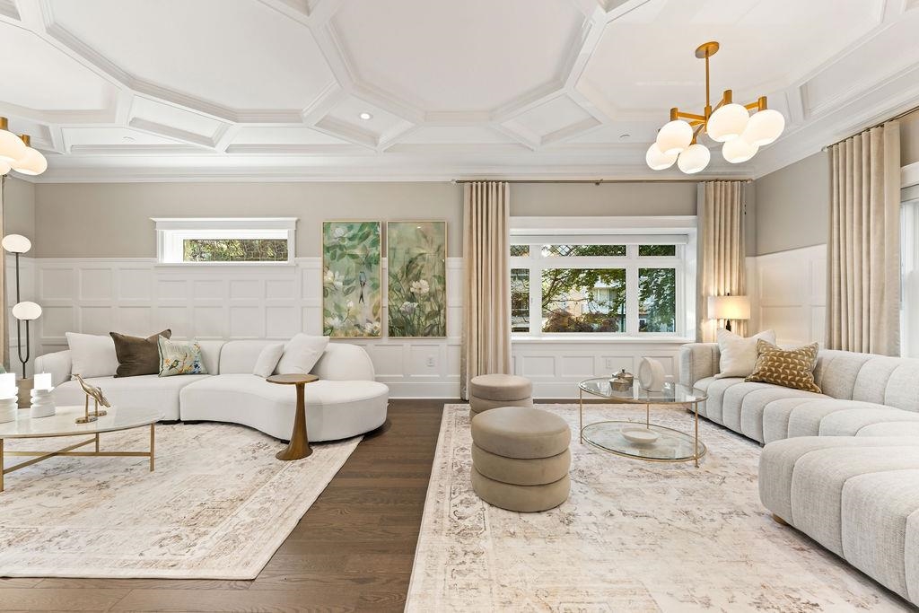 Dining Area Photo of 993 Broughton Street, Vancouver, BC