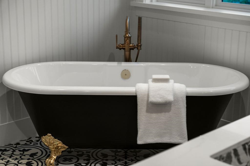 Garage Interior Photo of 993 Broughton Street, Vancouver, BC