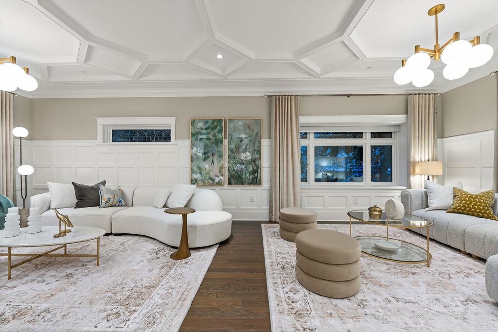 Hot Tub / Spa Photo of 993 Broughton Street, Vancouver, BC