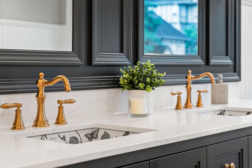 Outdoor Deck Photo of 993 Broughton Street, Vancouver, BC