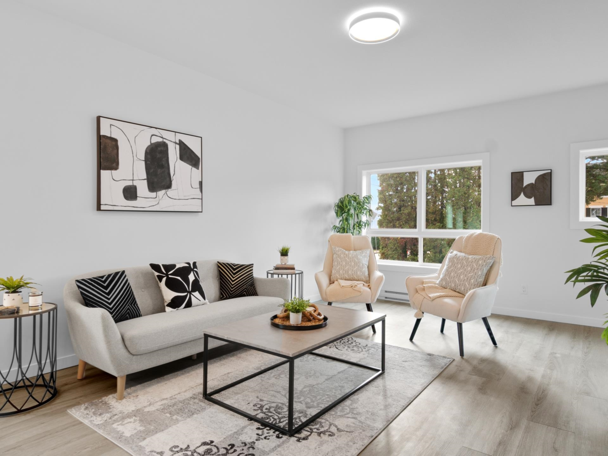 Exterior Rear Photo of 4 1655 Agassiz Rosedale No 9 Highway, Agassiz, BC