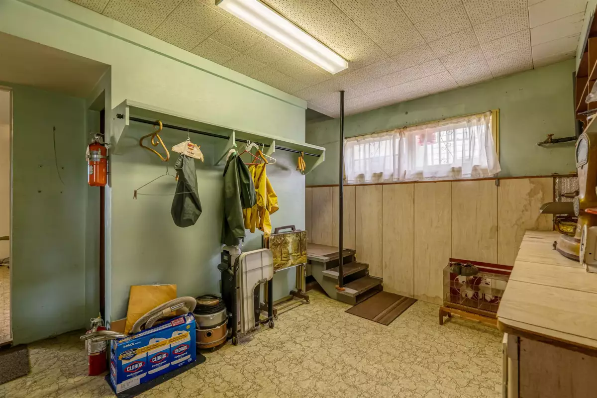 Front Yard Photo of 4638 Royal Oak Avenue, Burnaby, BC