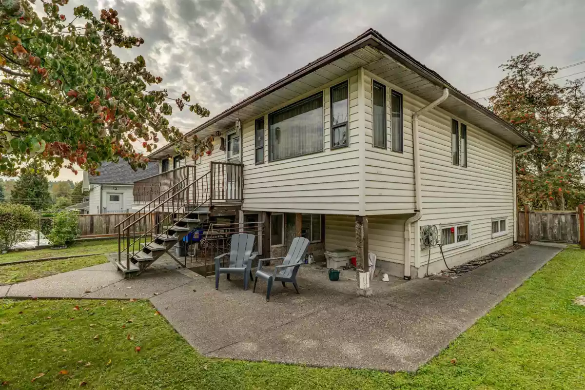 Garden / Landscaping Photo of 4638 Royal Oak Avenue, Burnaby, BC