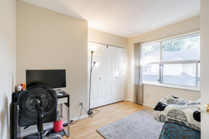 Entry Foyer Photo of 10 8257 121 A Street, Surrey, BC