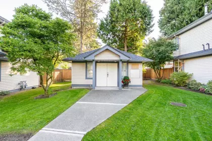 Garden / Landscaping Photo of 10 8257 121 A Street, Surrey, BC