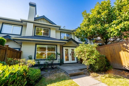 60 8111 160 Street, Surrey, BC, Surrey — Townhouse for sale