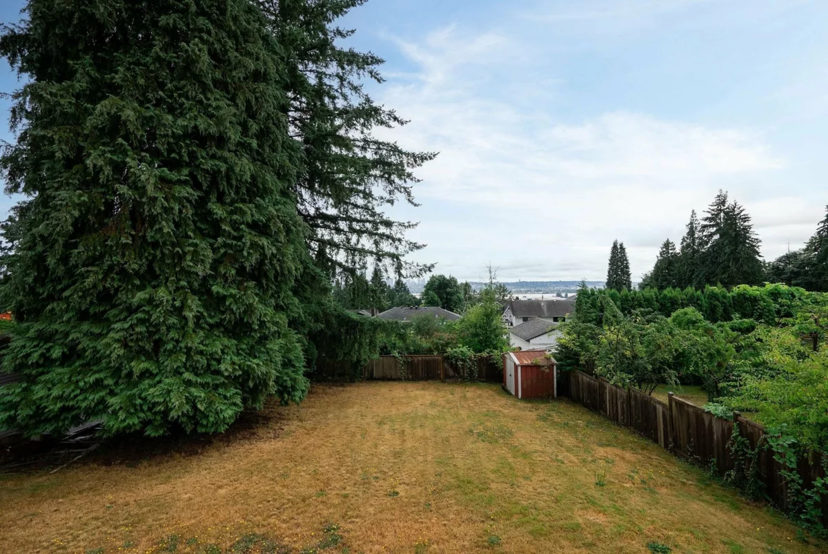 Basement Recreation Room Photo of 1410 Dansey Avenue, Coquitlam, BC