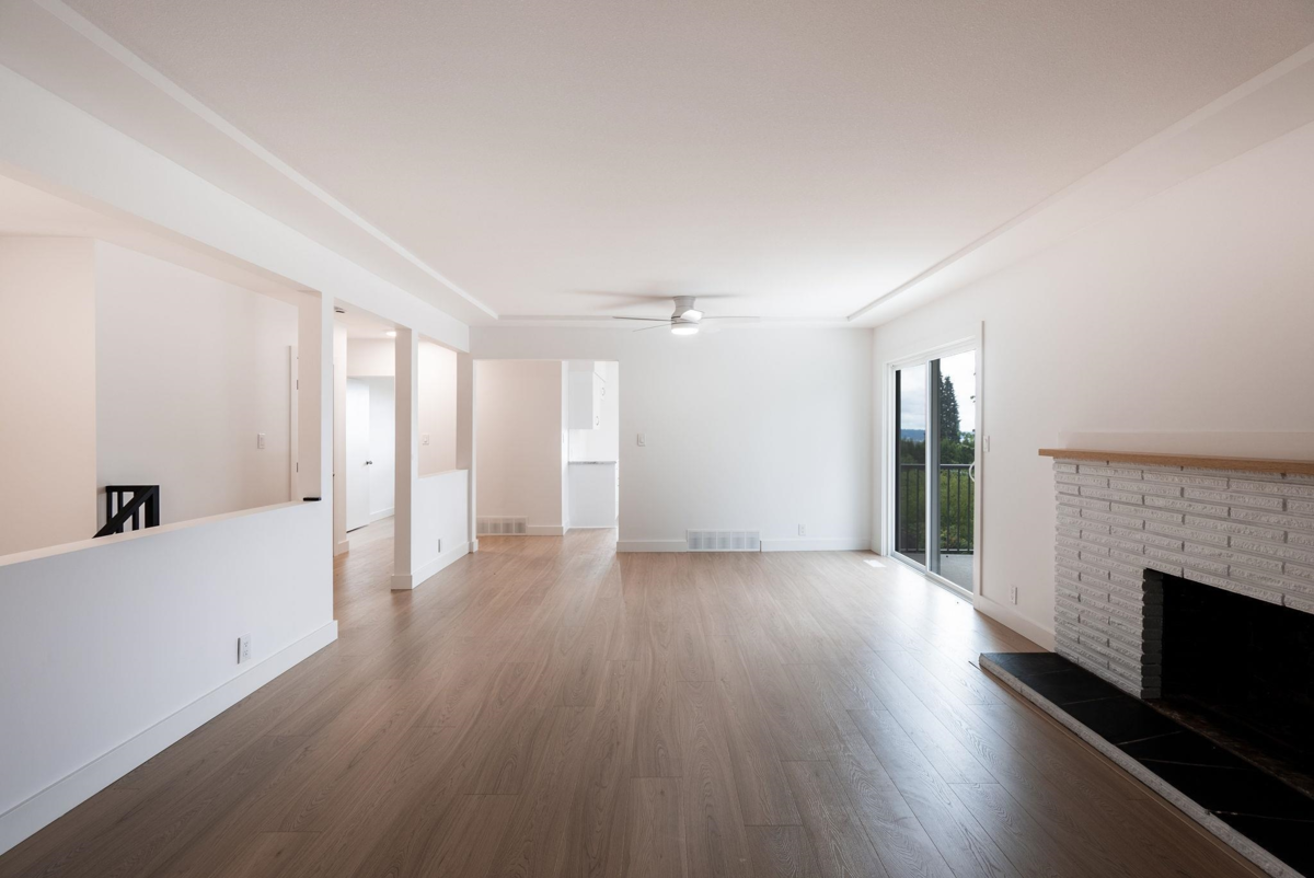 Kitchen Island Photo of 1410 Dansey Avenue, Coquitlam, BC