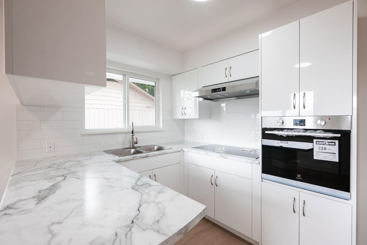 Primary Bedroom Photo of 1410 Dansey Avenue, Coquitlam, BC