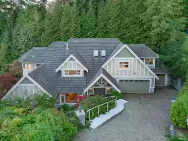 2398 Constantine Place, West Vancouver, BC