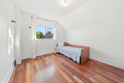 Basement Recreation Room Photo of 858 Union Street, Vancouver, BC