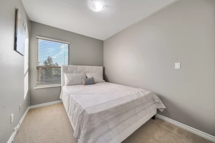 Basement Recreation Room Photo of 14 16655 64 Avenue, Surrey, BC