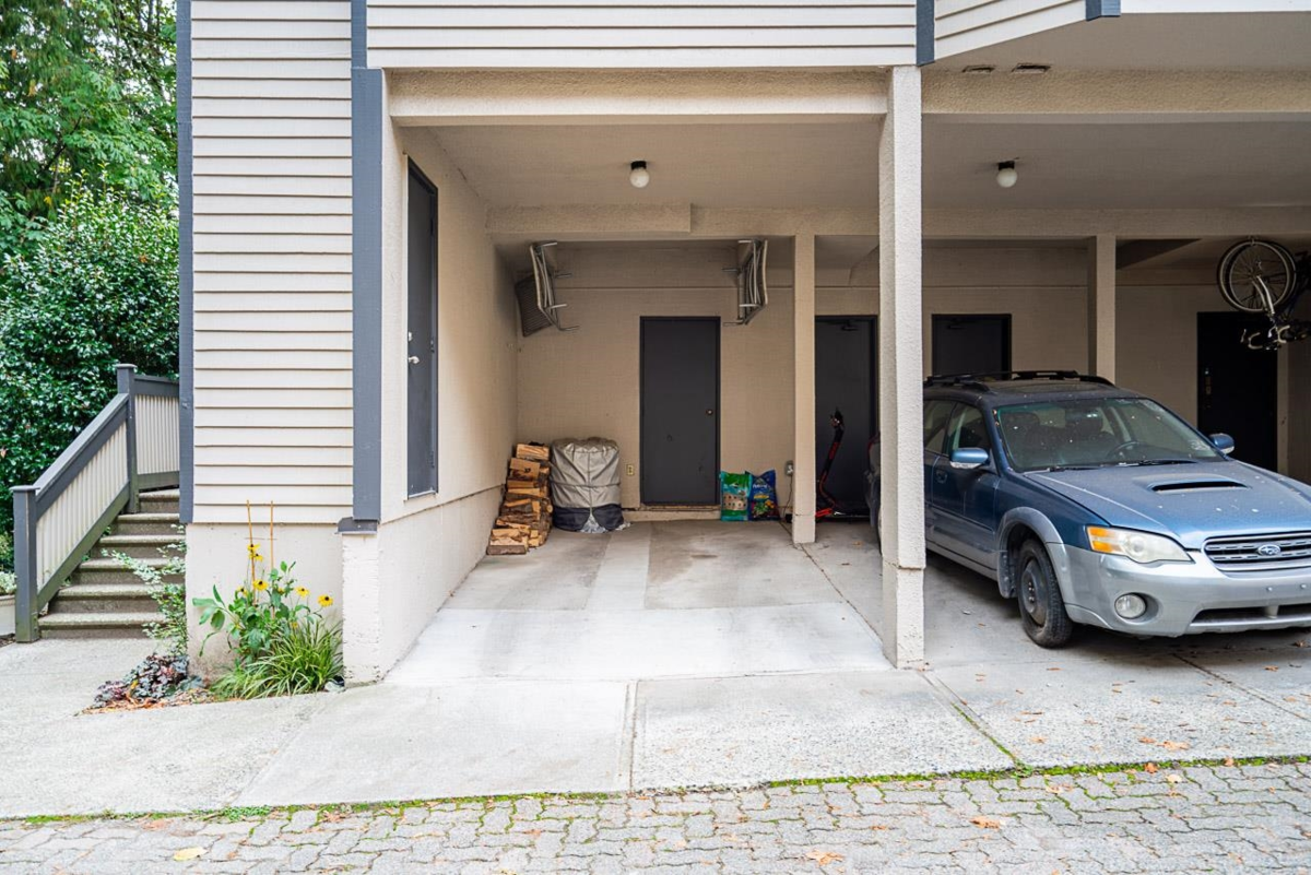 Family Room Photo of 8588 Wilderness Court, Burnaby, BC