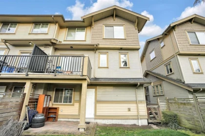 Loft / Bonus Room Photo of 18 9533 130a Street, Surrey, BC