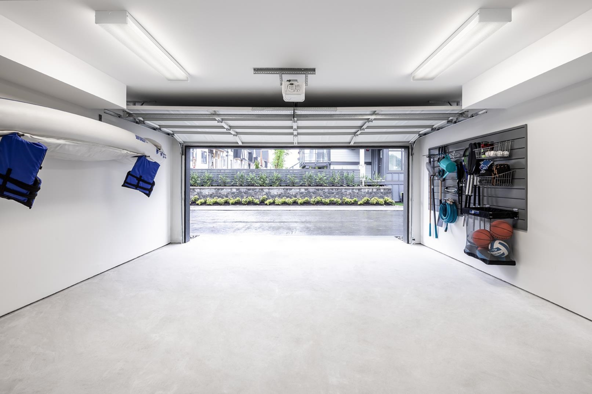 Primary Bathroom Photo of 169 19451 Sutton Avenue, Pitt Meadows, BC