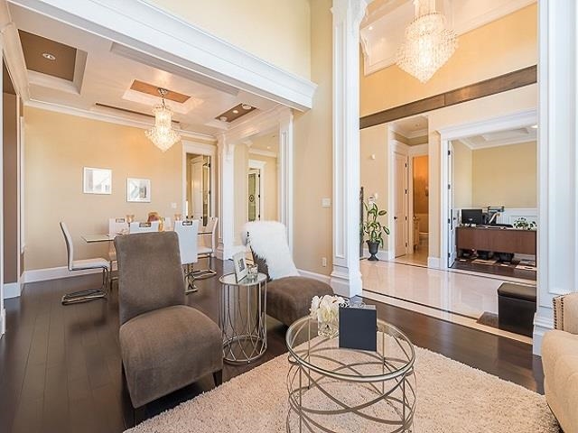 Living Room Photo of 9760 Saunders Road, Richmond, BC