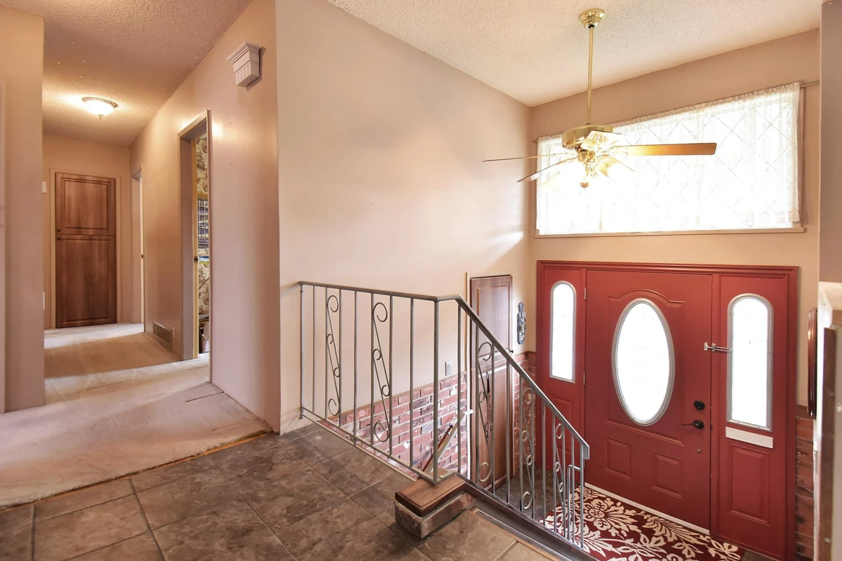 Living Room Photo of 1589 Lancaster Street, White Rock, BC