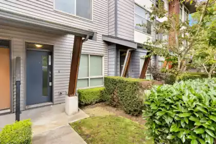 10 8473 163 Street, Surrey, BC, Surrey — Townhouse for sale
