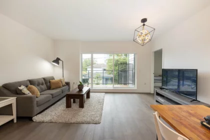 Kitchen Island Photo of 202 477 W 59th Avenue, Vancouver, BC
