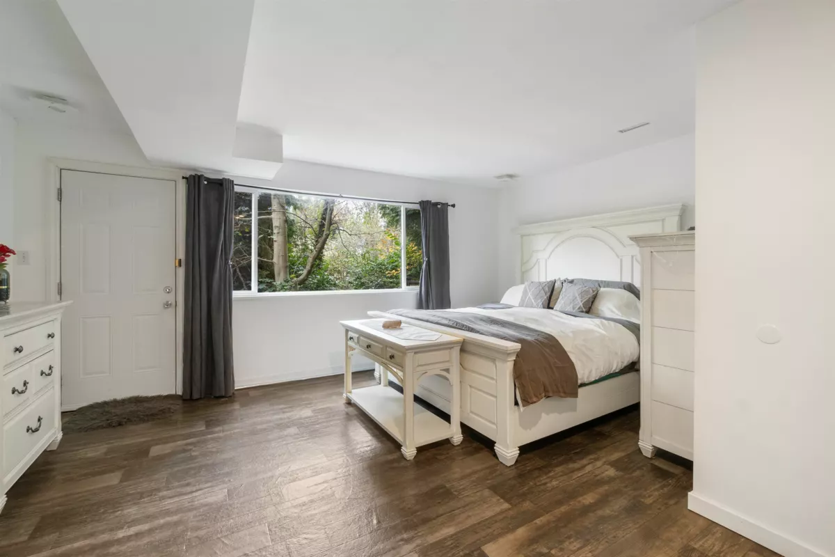 Primary Bedroom Photo of 2082 Springer Avenue, Burnaby, BC