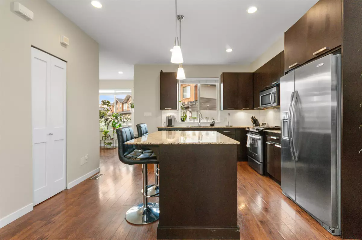 Breakfast Nook Photo of 27 34248 King Road, Abbotsford, BC