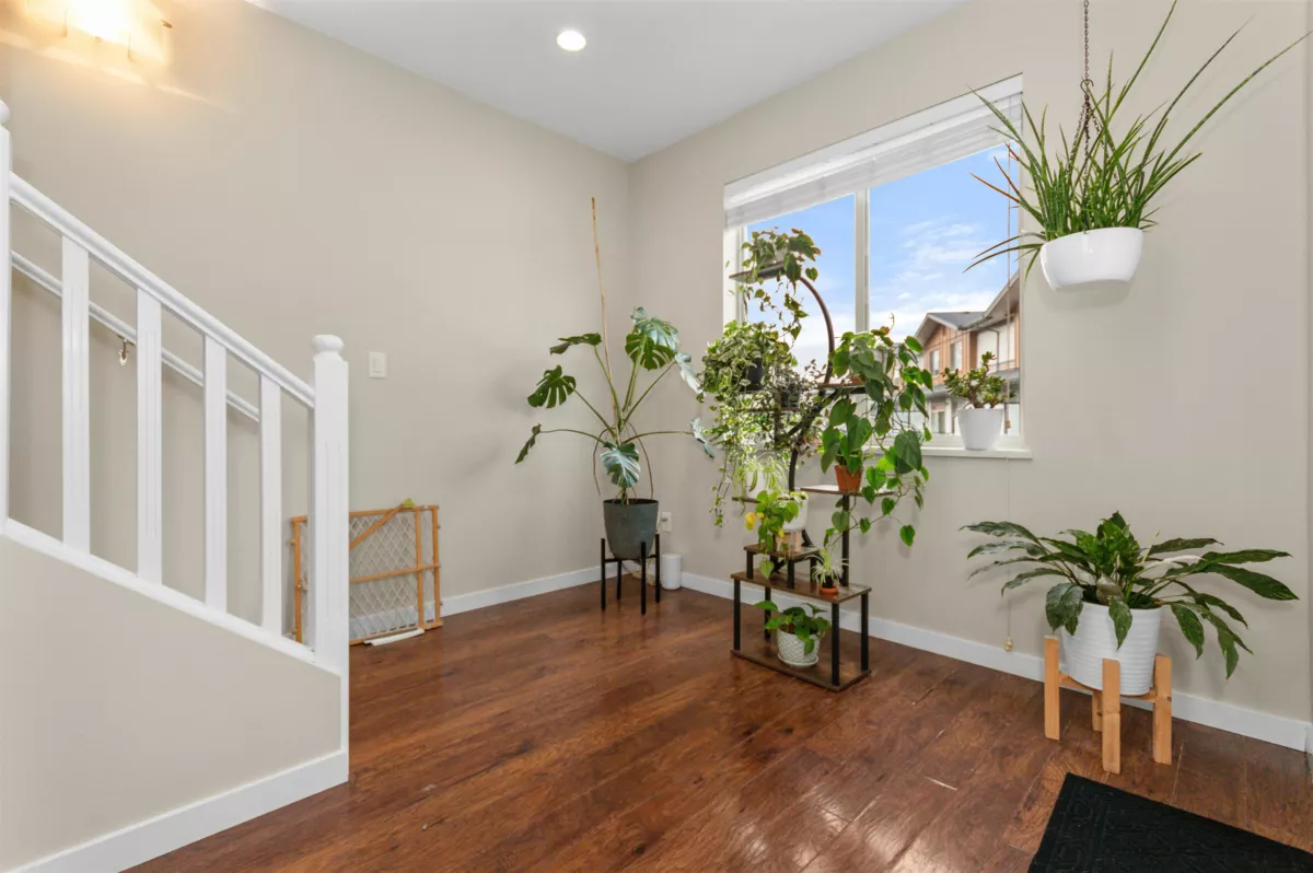 Powder Room Photo of 27 34248 King Road, Abbotsford, BC